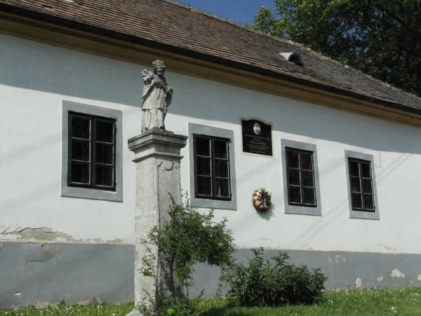 Pamätná izba J. Fándlyho v Naháči